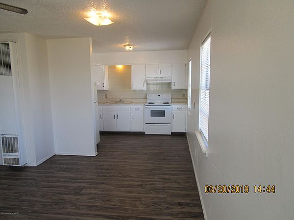 5th image of 4210 SE 16th Ave APT B
