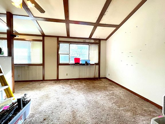 4th image of 518 Pershing Blvd