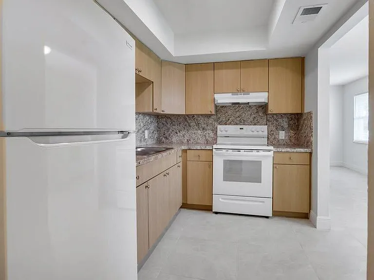 4102 Faith St — Photo 10