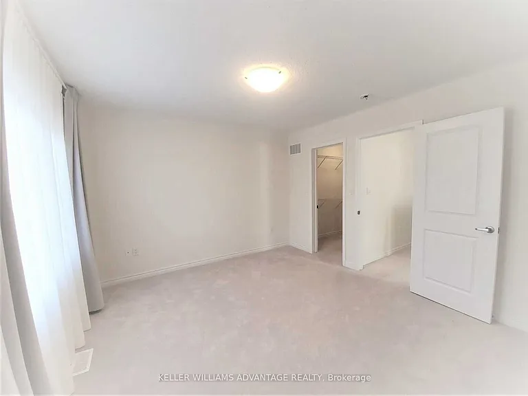 45 Fusilier Dr — Photo 11