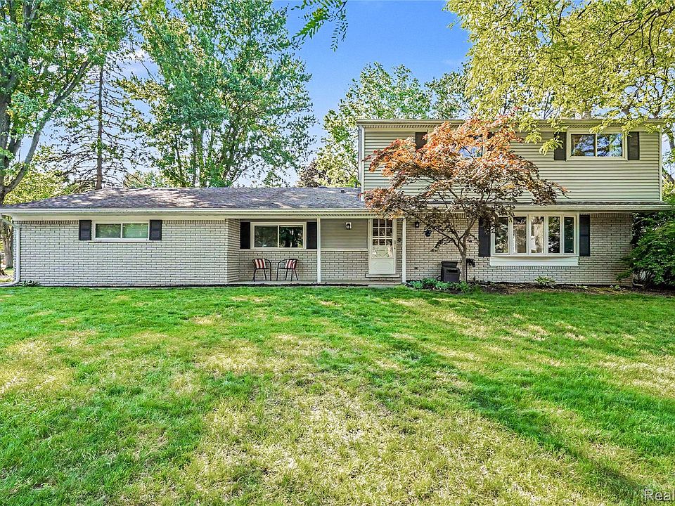1st image of 6275 Westmoor Dr