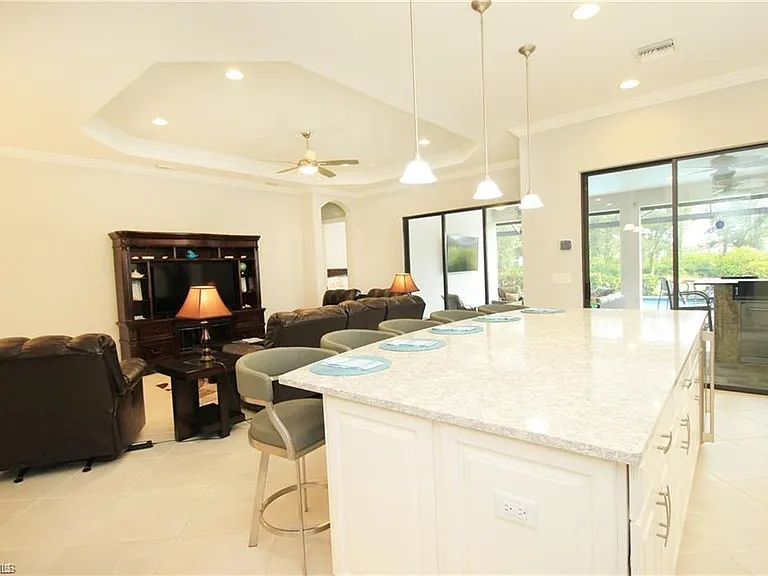 9456 Montelanico Loop — Photo 10