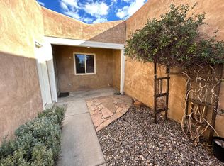 1644 Moon St NE, Albuquerque, NM 87112