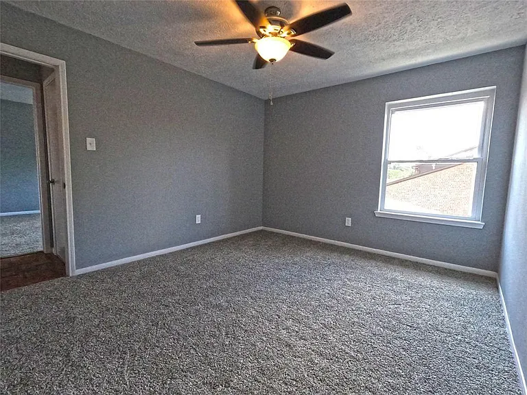 11712 S Kirkwood Rd — Photo 23