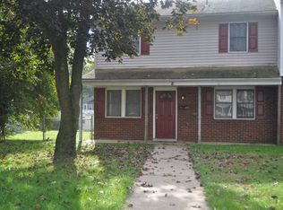 8 Maple Ct, Elkton, MD 21921