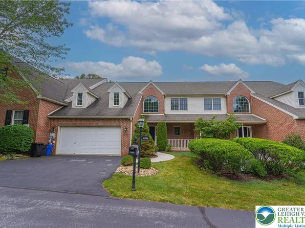 4706 Pinehurst Cir, Center Valley, PA 18034