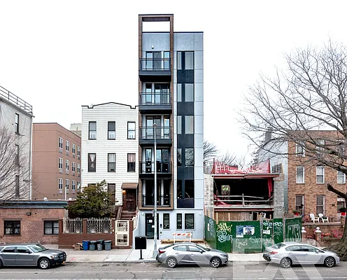 Rented by EXR | media 11