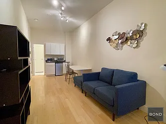 Rented by Bond New York