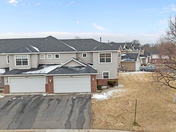 3rd image of 10431 64th Way NE