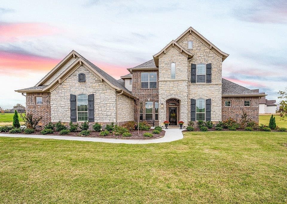 1st image of 1301 Birkshire Ct