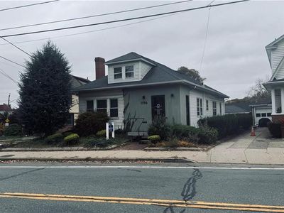 1196 Smith St, Providence, RI, 02908