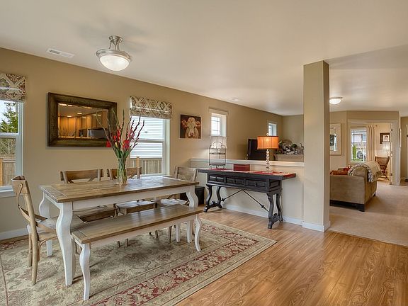 4th image of 6605 Salmon Berry Ct SE