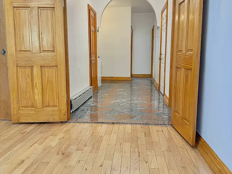 134 Dupont St #U — Photo 5