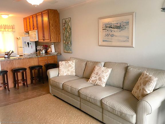5th image of 1919 Bay Blvd Unit B21-b21g