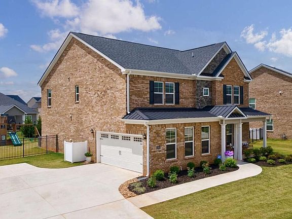 2nd image of 2062 Brookside Cir