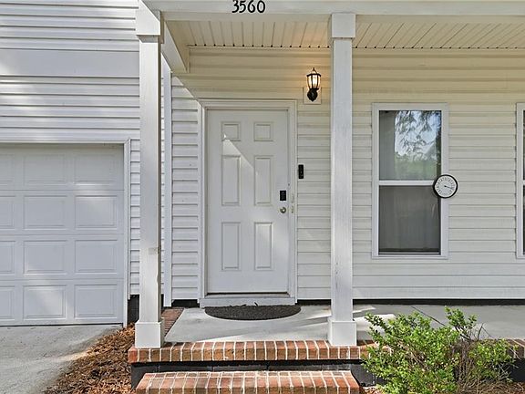 5th image of 3560 Riverside Dr