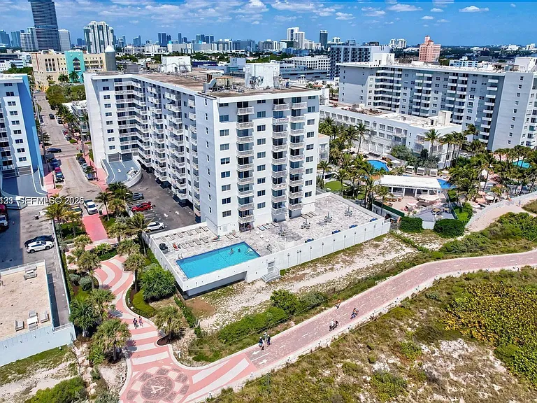 401 Ocean Dr #1124 — Photo 6
