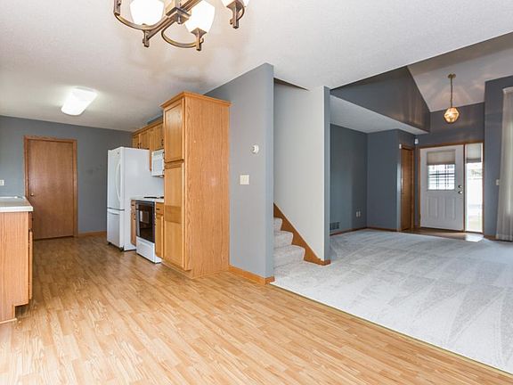5th image of 21061 Bridle Pass Dr