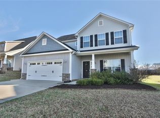 147 Rolling Meadow Ln, Clemmons, NC 27012