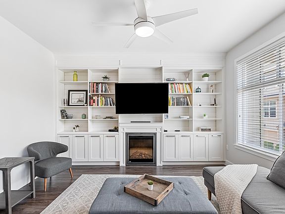 3rd image of 20966 77a Ave #33