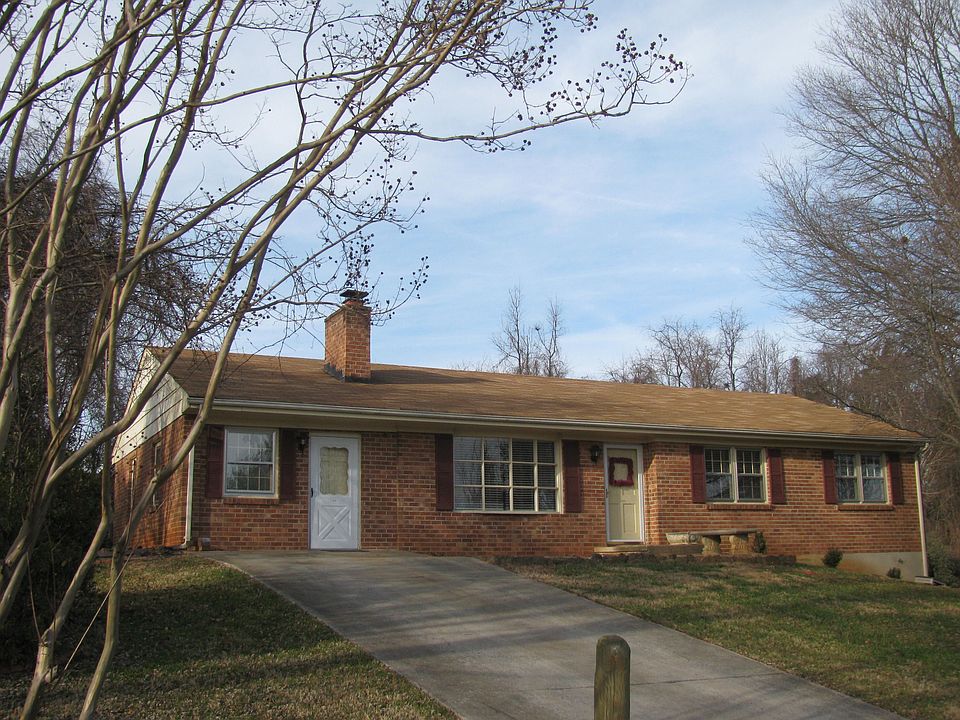 1st image of 105 Westburg Dr