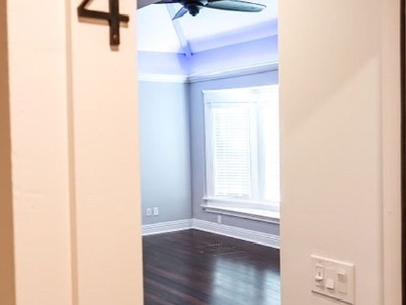 3rd image of 3575-85 6th Ave #3583-4