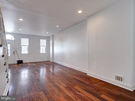 5th image of 2166 N 7th St