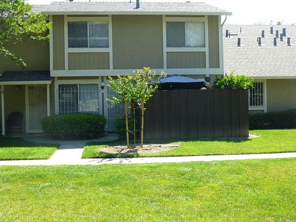 2nd image of 2328 Warfield Way Unit C