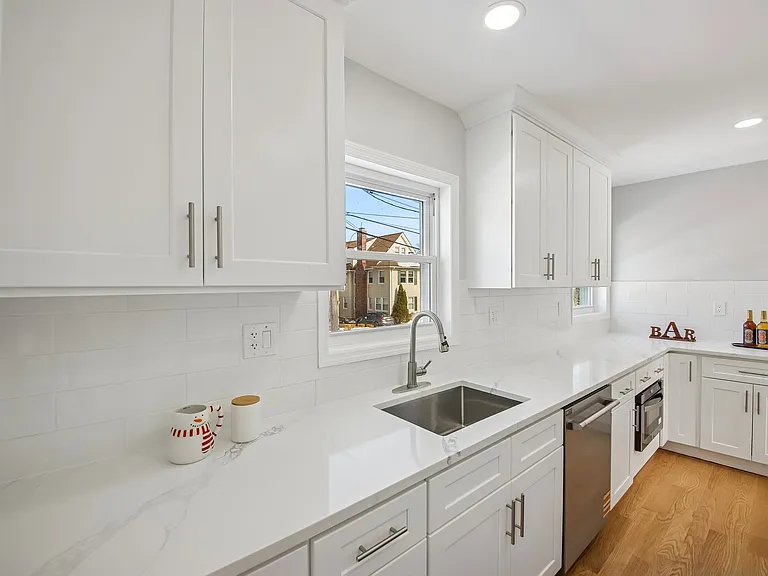 20 Edgar St — Photo 5