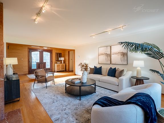 3rd image of 2S015 Ironwood Ln