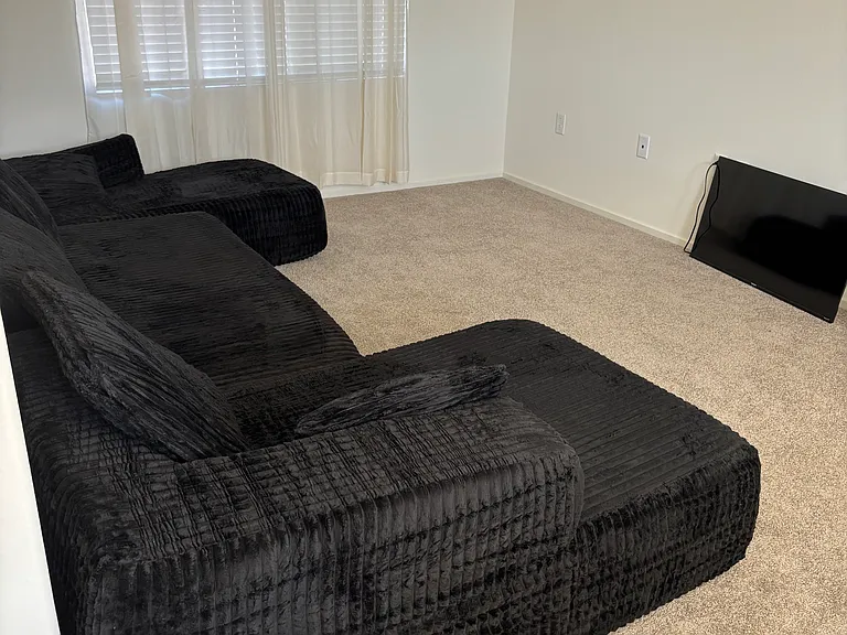 2261 Baldridge Canyon Ct — Photo 4