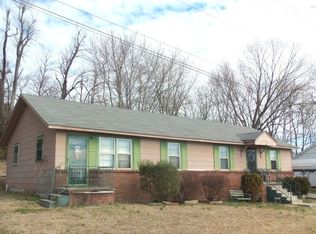 303 Cayce St, Hopkinsville, KY 42240