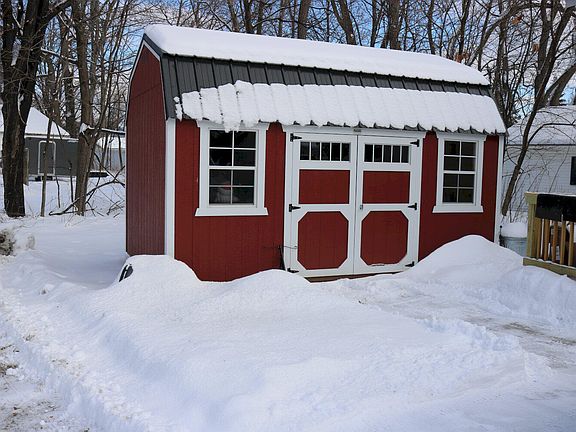 5th image of 8 Preble Avenue