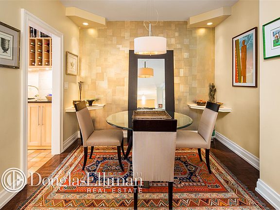 4th image of 70 E 10th St APT 17K