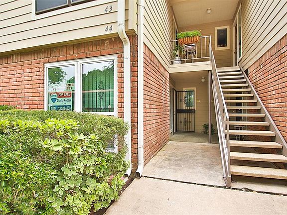 2nd image of 5005 Georgi Ln APT 44