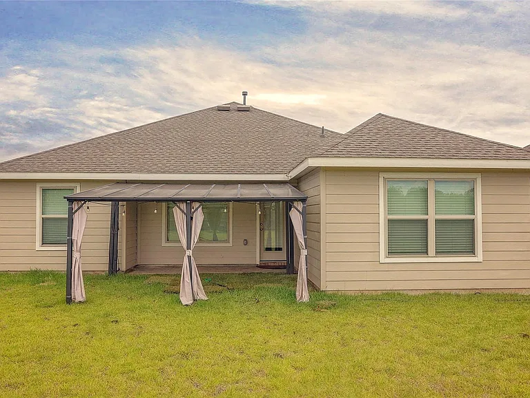2611 Olivine Stone Dr — Photo 20