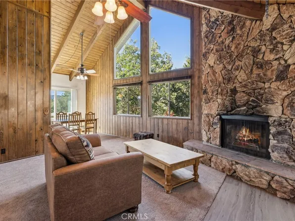 831 Madera Ln, Lake Arrowhead, CA 92352