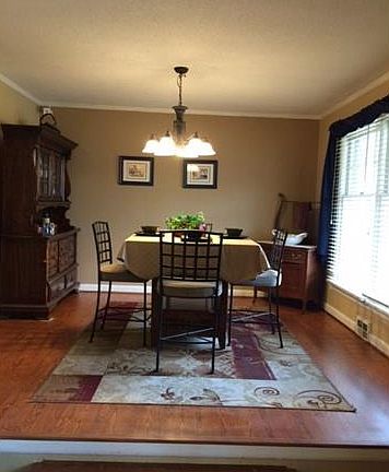 5th image of 308 White Oaks Dr