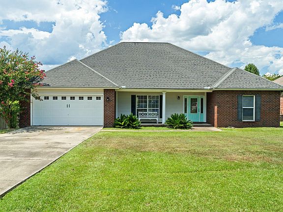 2nd image of 72 Wind Ridge Ln