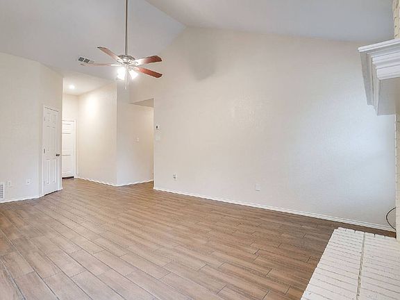 5th image of 7501 Little Rock Ln