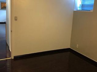 90 Kennington St #1, Staten Island, NY 10308