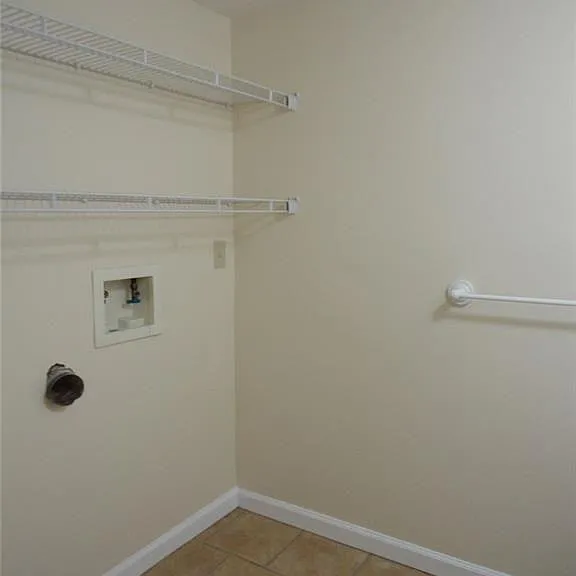 403 Northdale Ct — Photo 12