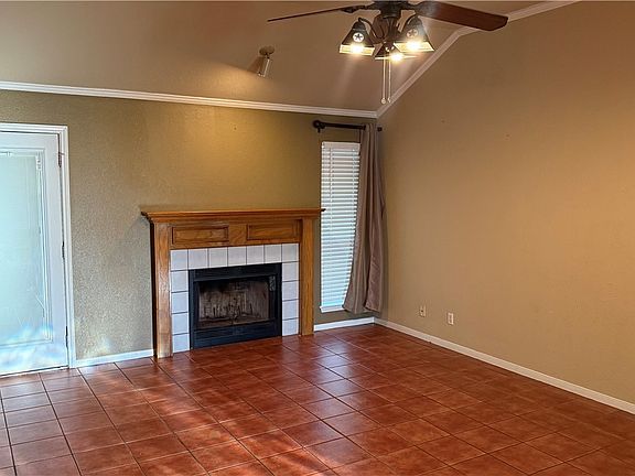 4th image of 4405 Colby Dr