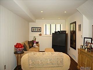 5th image of 2510 S Bismarck Ave