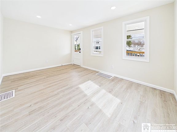 3rd image of 413 4th Ave
