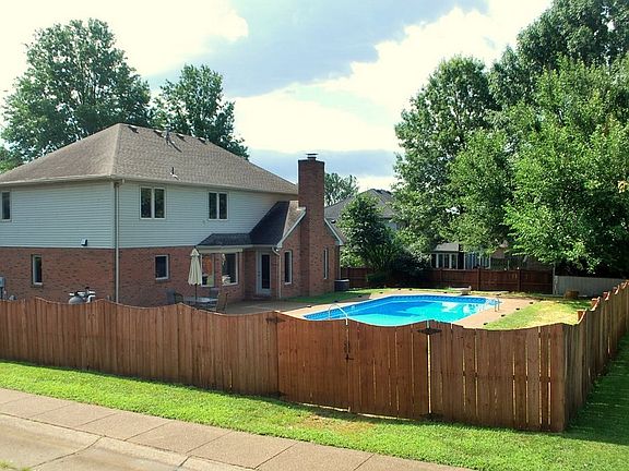3rd image of 8344 Spencer Dr