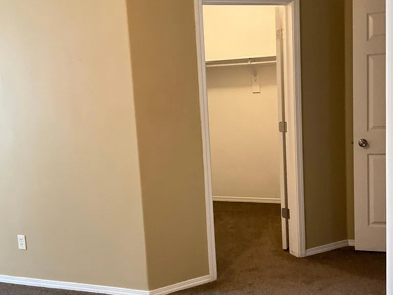 165 Opal Ct #A — Photo 2