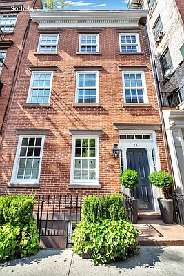 Rented by Sotheby's International Realty | media 28