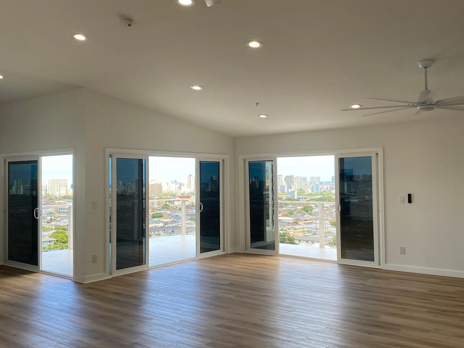 3616 Sierra Dr — Photo 3