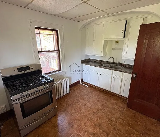 1146 S 21st St #3 — Photo 4